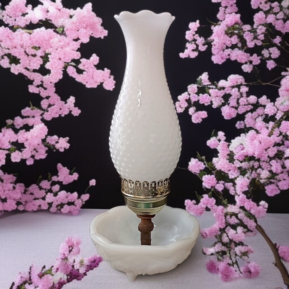 Hobnail Milk Glass Boudoir Lamp GWTW Hurricane‎ Cottagecore Vintage Farmhouse